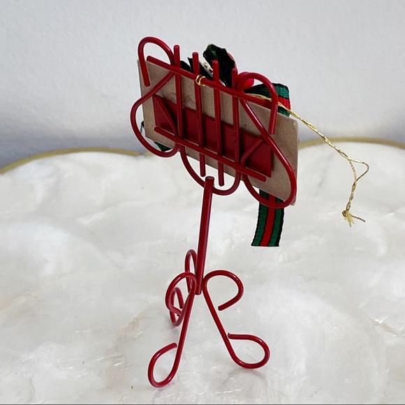 Bing & Grondahl Mini Red Metal Music Stand With Violin Christmas Ornament Boxed - Picture 5 of 8